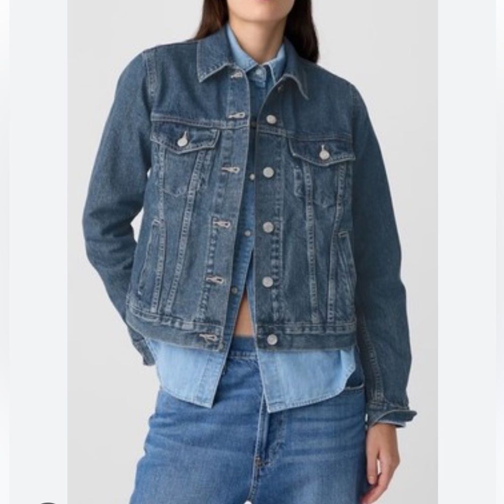 Gap Classic Denim Jean Jacket Medium Blue Wash Vintage Style Boho Streetwear